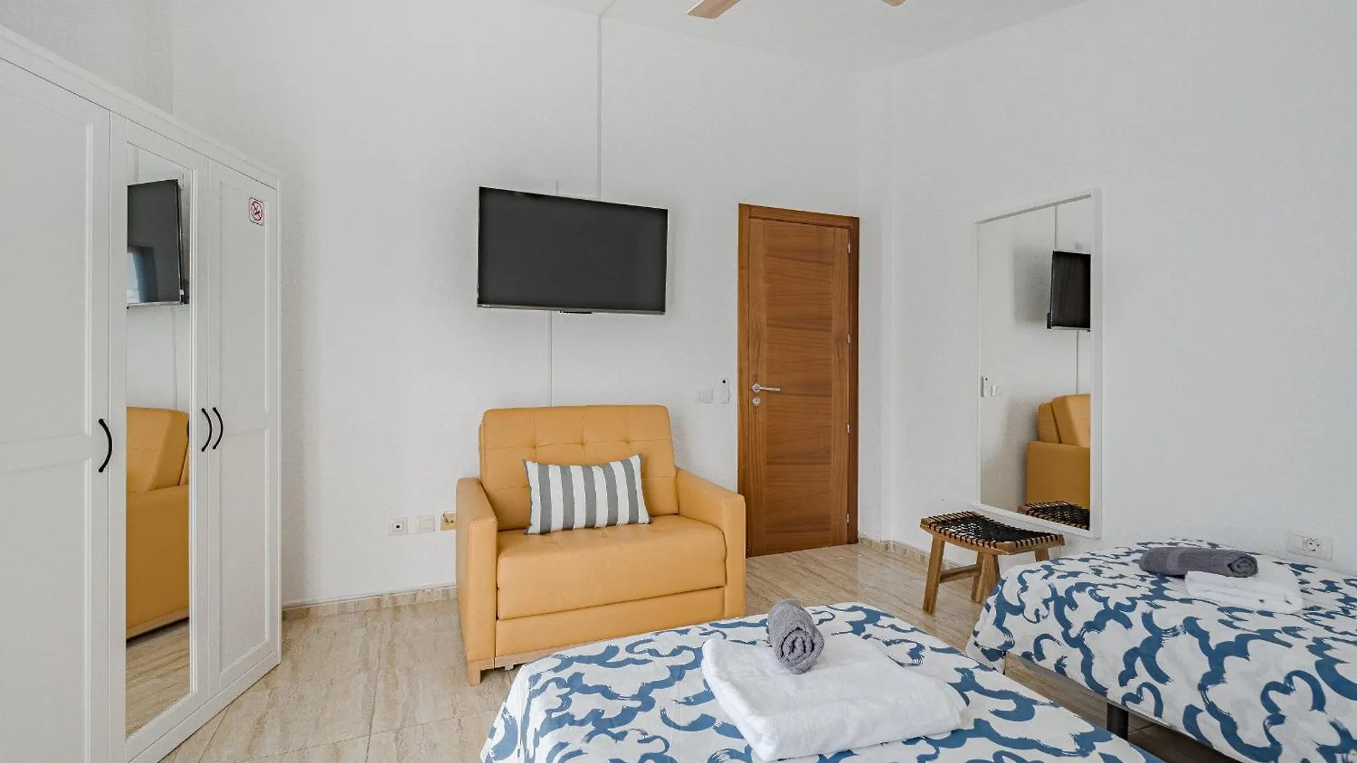 Guest house Tulum Airostel Hotel San Isidro  Spain